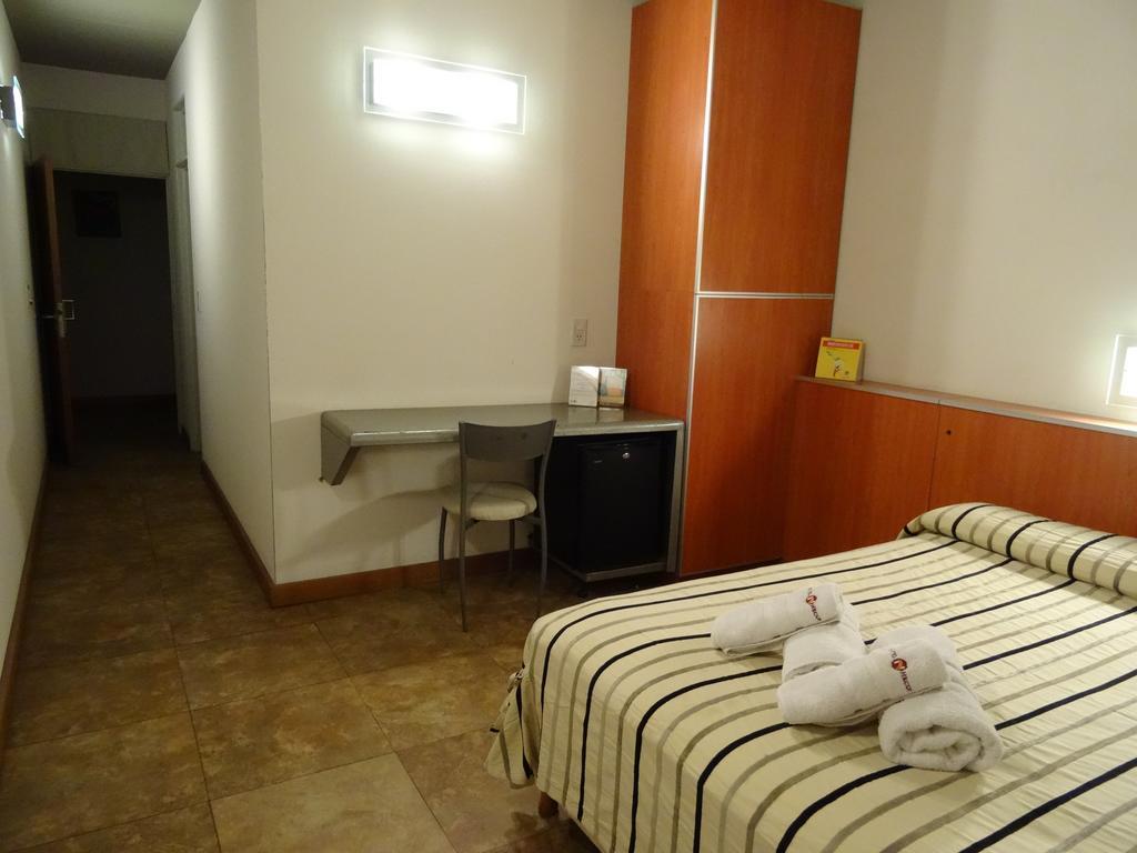 Hotel Necof 로자리오 객실 사진