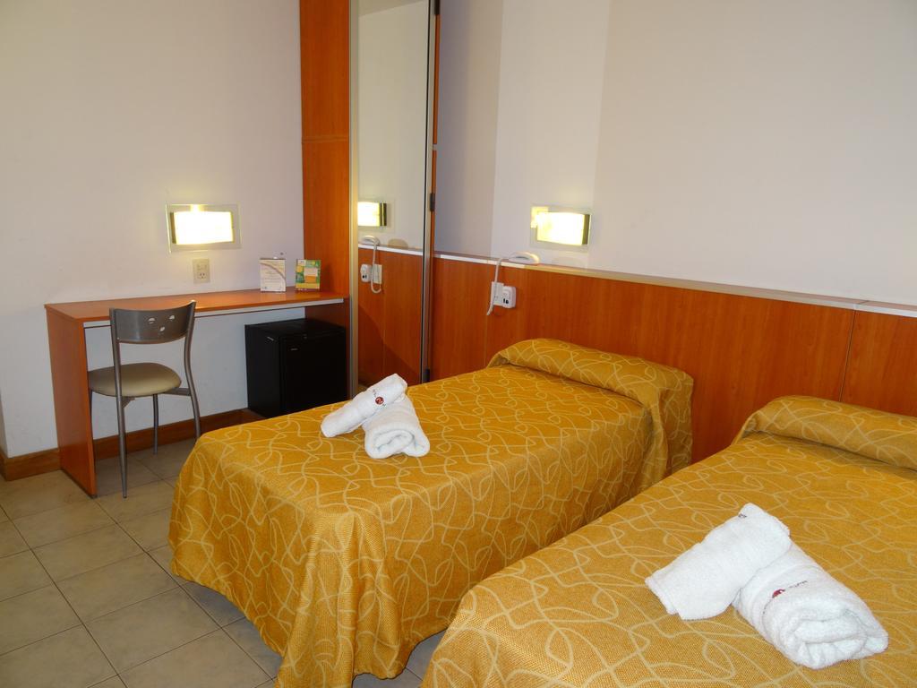 Hotel Necof 로자리오 객실 사진